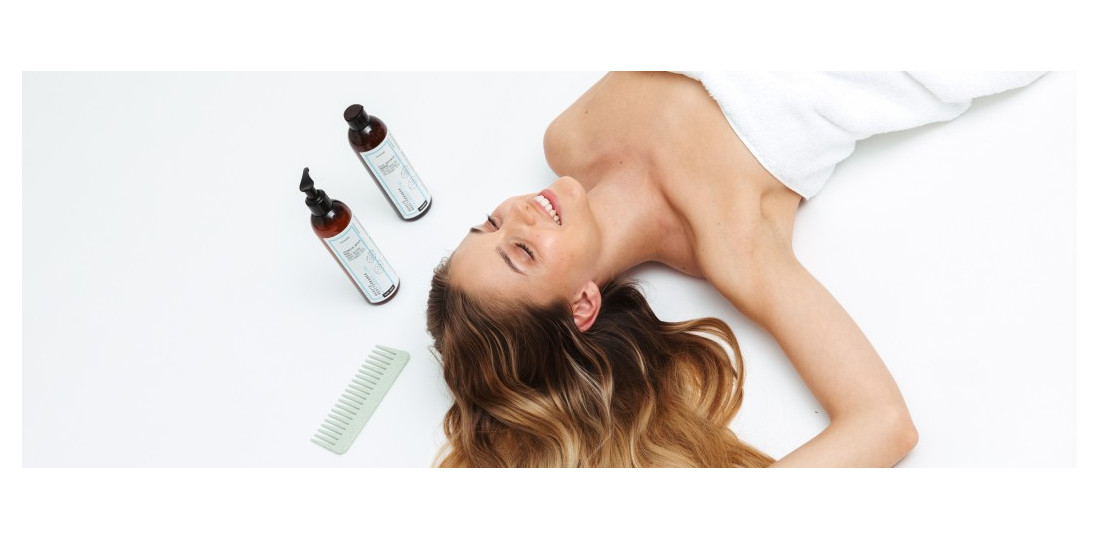 How to Protect and Hydrate Your Hair from Sun, Chlorine, and Sea Water in Summer